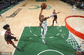 时代背景的 时代背景的