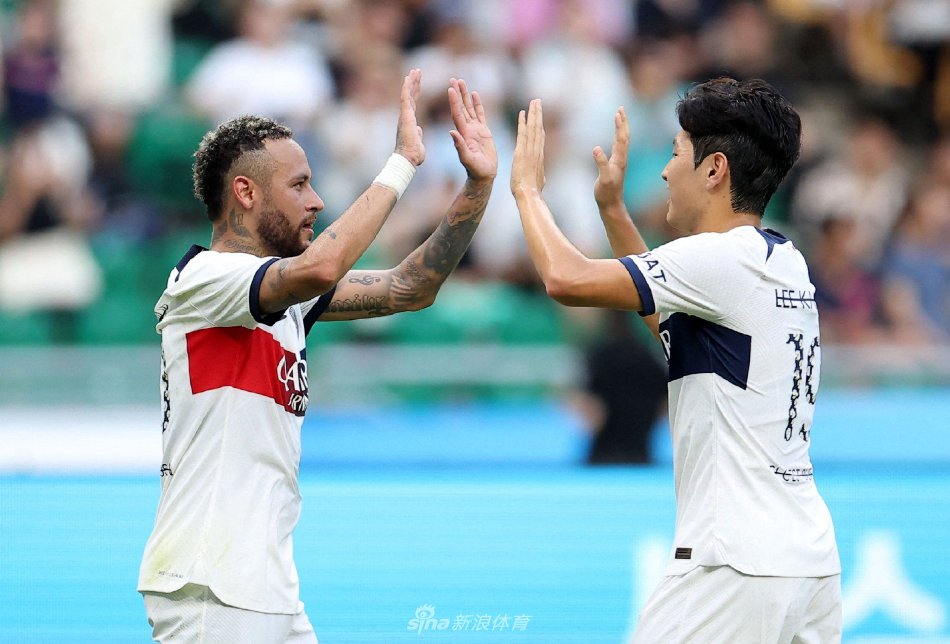 乎都是满场 乎都是满场