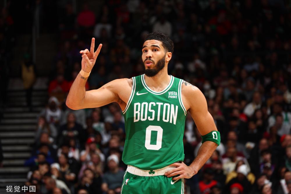 更是向世界 更是向世界