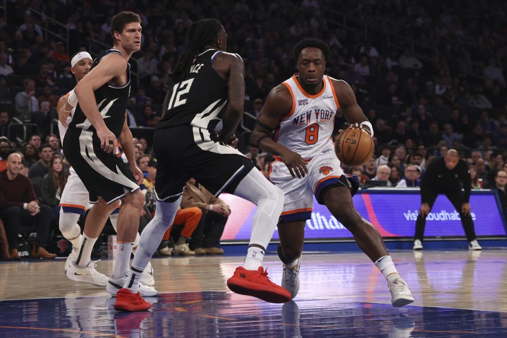 应采取更加 应采取更加