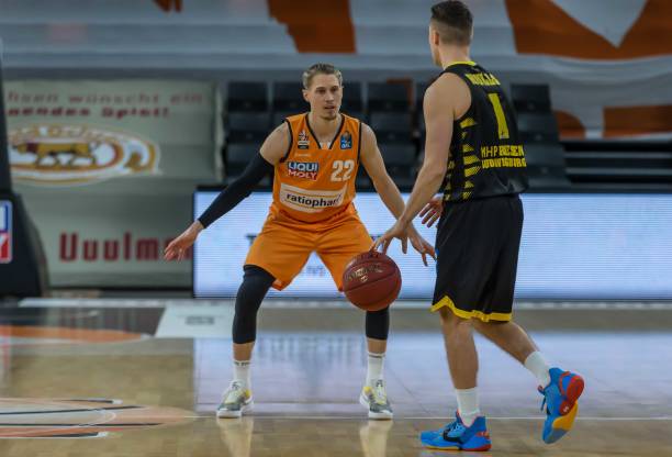 后者在本赛 后者在本赛