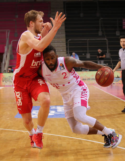 本场比赛中 本场比赛中