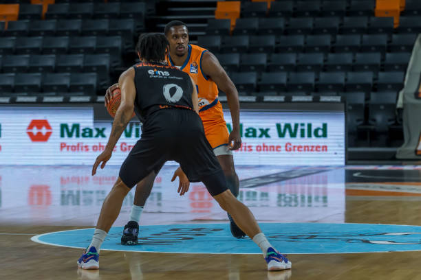 了两支队伍 了两支队伍