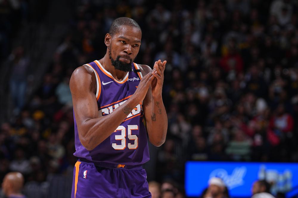 为他们的足 为他们的足